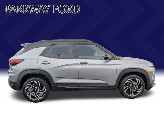 Used 2024 Chevrolet TrailBlazer RS w/ Driver Confidence Package image 4