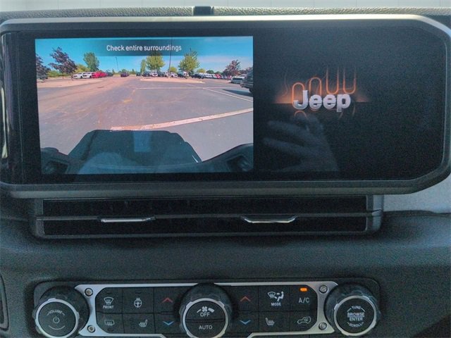 New 2025 Jeep Gladiator Sport image 24