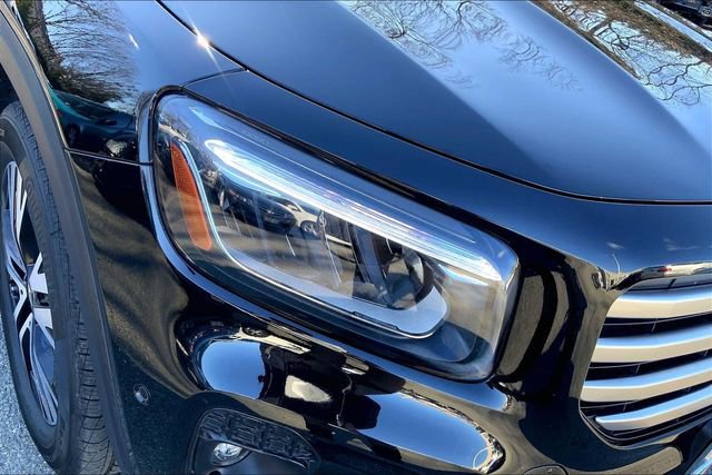 Used 2025 Mercedes-Benz GLB 250 4MATIC image 24