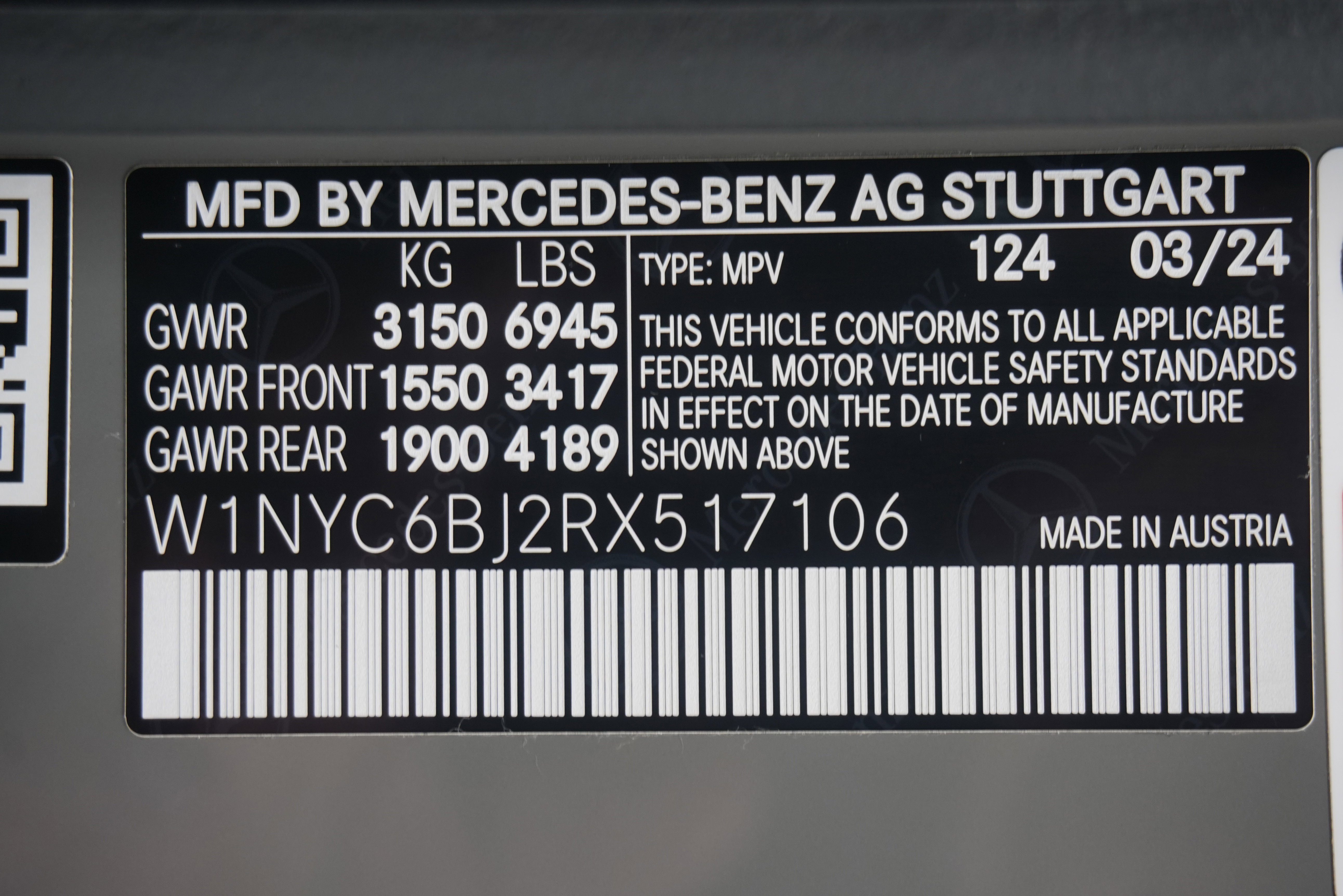 Used 2024 Mercedes-Benz G 550 image 37