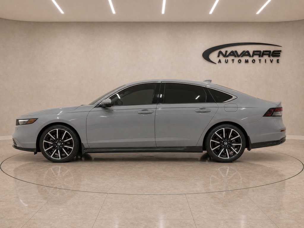 Used 2024 Honda Accord Touring image 4