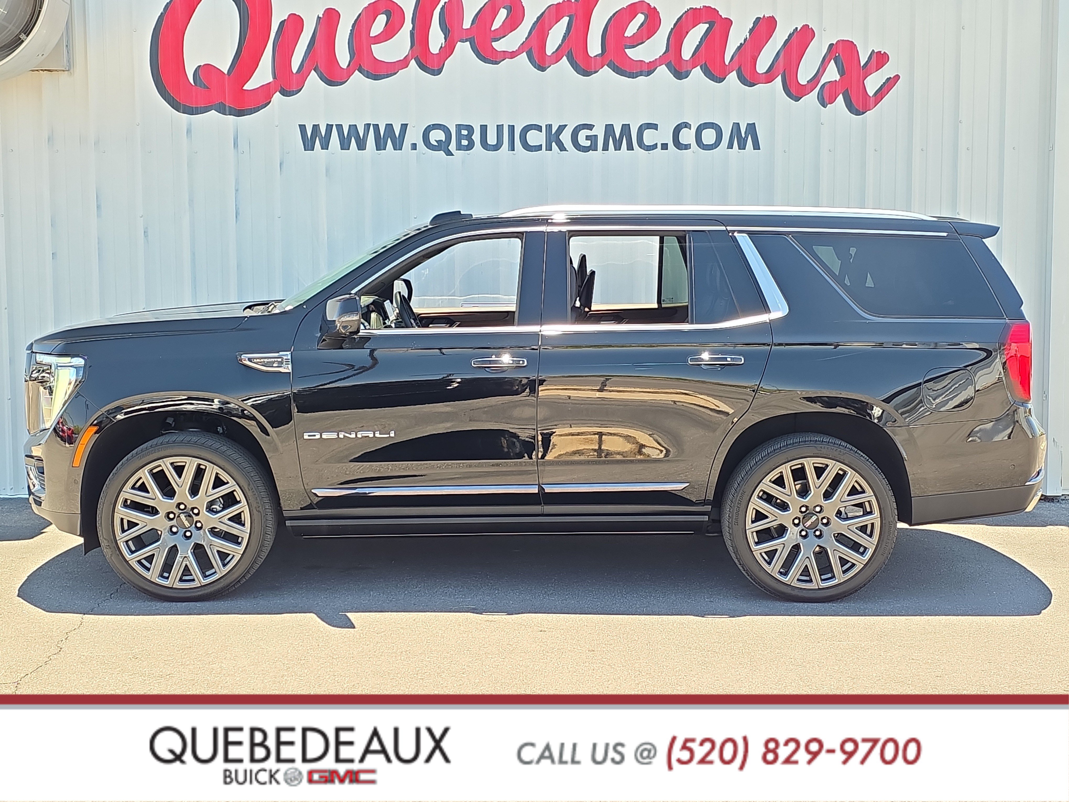 Used 2025 GMC Yukon Denali Ultimate AWD/4WD image 4