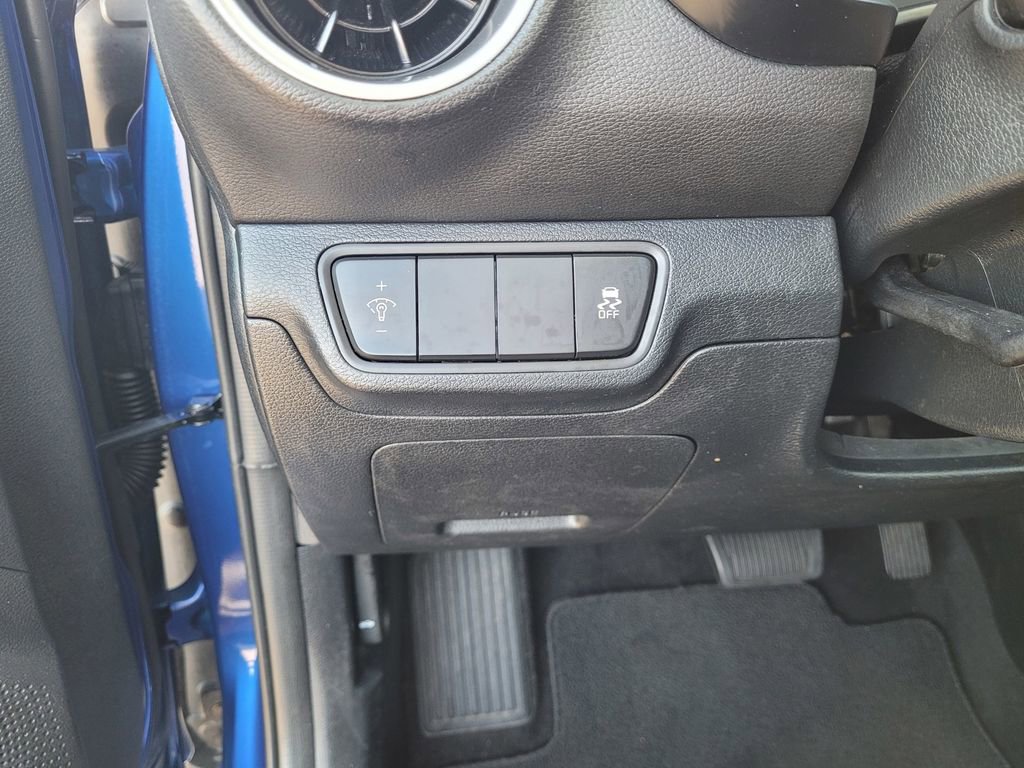 Used 2024 Kia Forte LXS FWD image 25