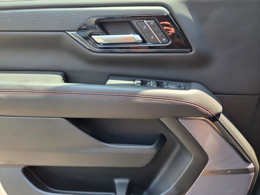 New 2026 GMC Yukon XL AT4 Ultimate AWD/4WD image 26