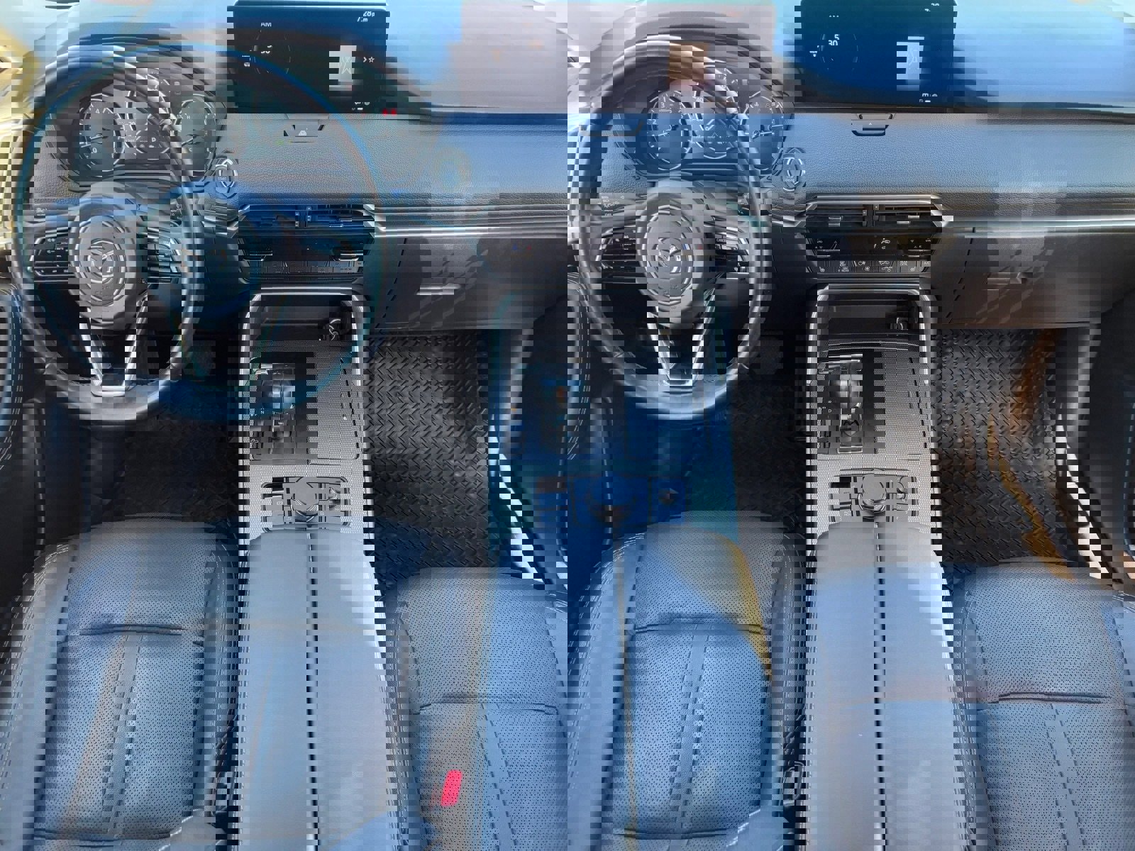 Used 2025 MAZDA CX-70 3.3 Turbo w/ Preferred Package image 14