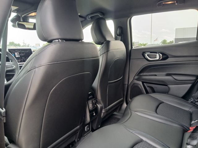 New 2026 Jeep Compass Latitude AWD/4WD image 12
