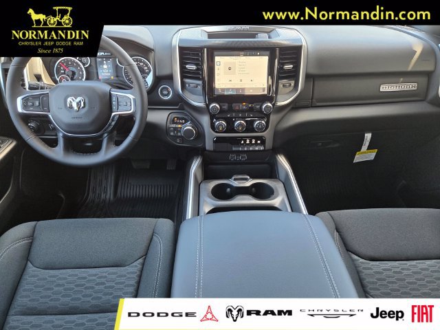 New 2026 RAM 1500 Big Horn AWD/4WD image 9