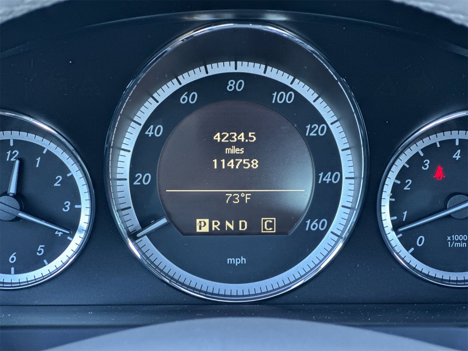 Used 2010 Mercedes-Benz E 350 Coupe image 27