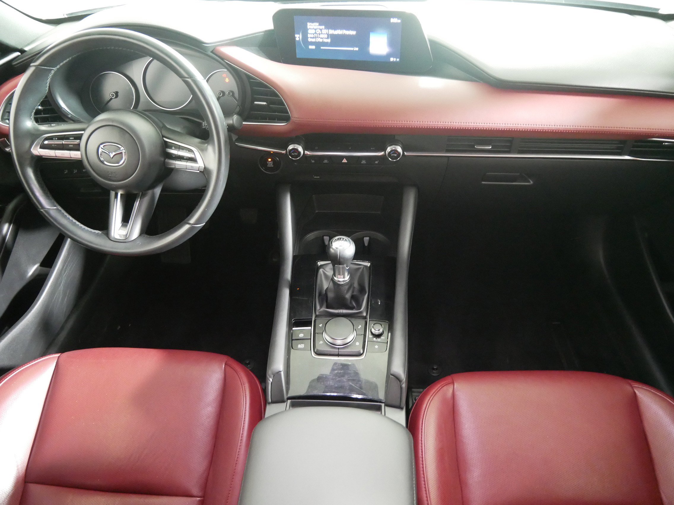 Used 2021 MAZDA MAZDA3 s image 10