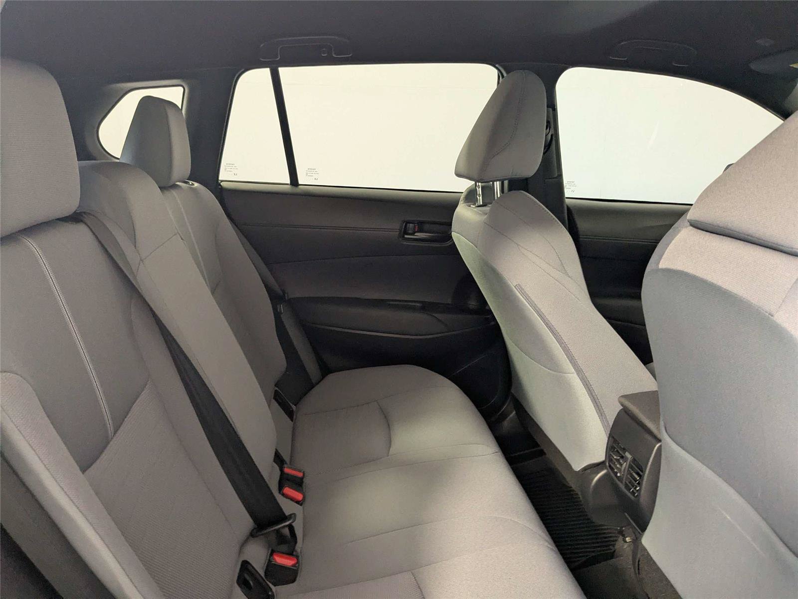 Used 2024 Toyota Corolla Cross AWD Hybrid image 29