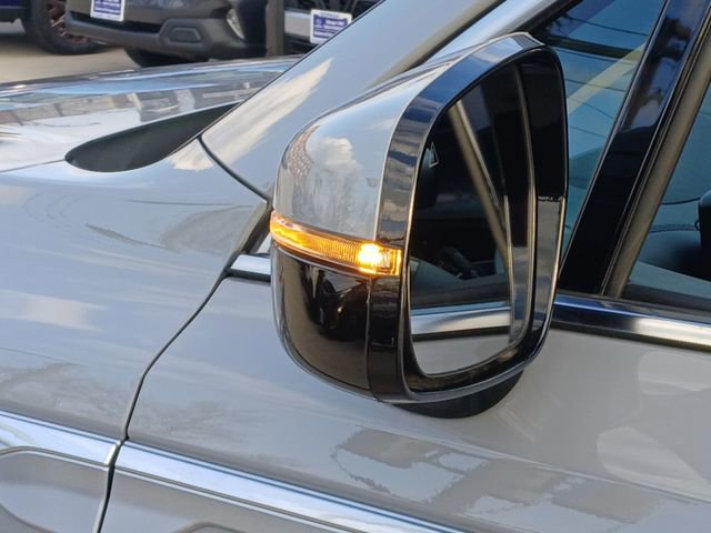 Used 2024 Kia Sorento S w/ Panoramic Sunroof Package image 28