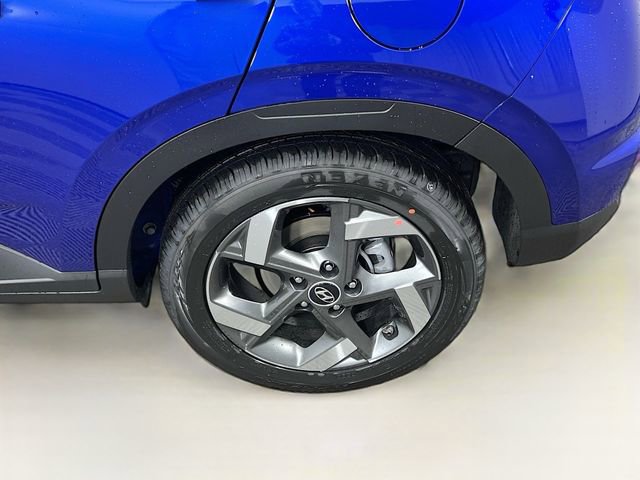 Certified 2025 Hyundai Venue SEL image 25