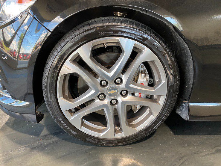 Used 2015 Chevrolet SS image 12