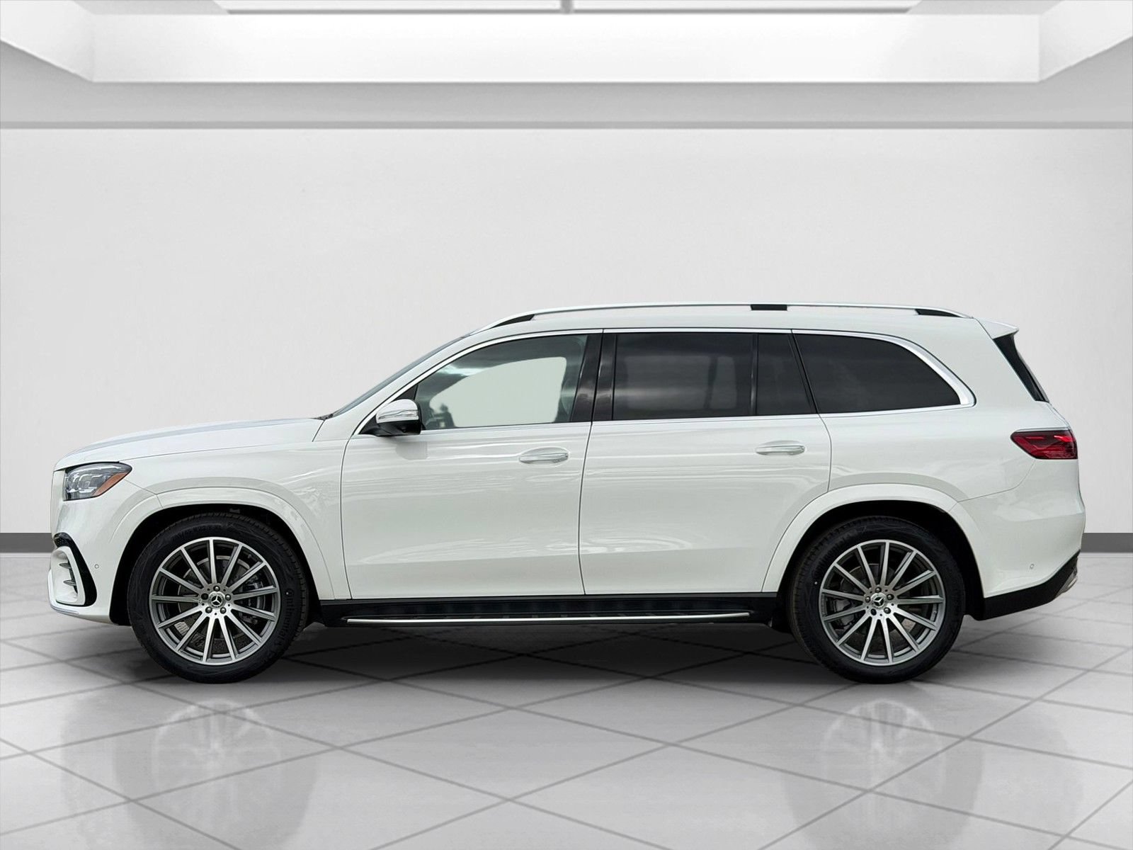 New 2026 Mercedes-Benz GLS 580 4MATIC image 5