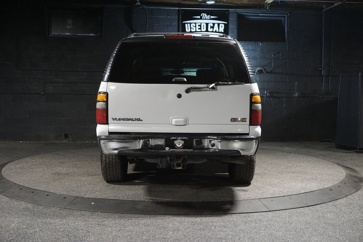 Used 2006 GMC Yukon XL SLT w/ SLT Preferred Equipment Group AWD/4WD image 4