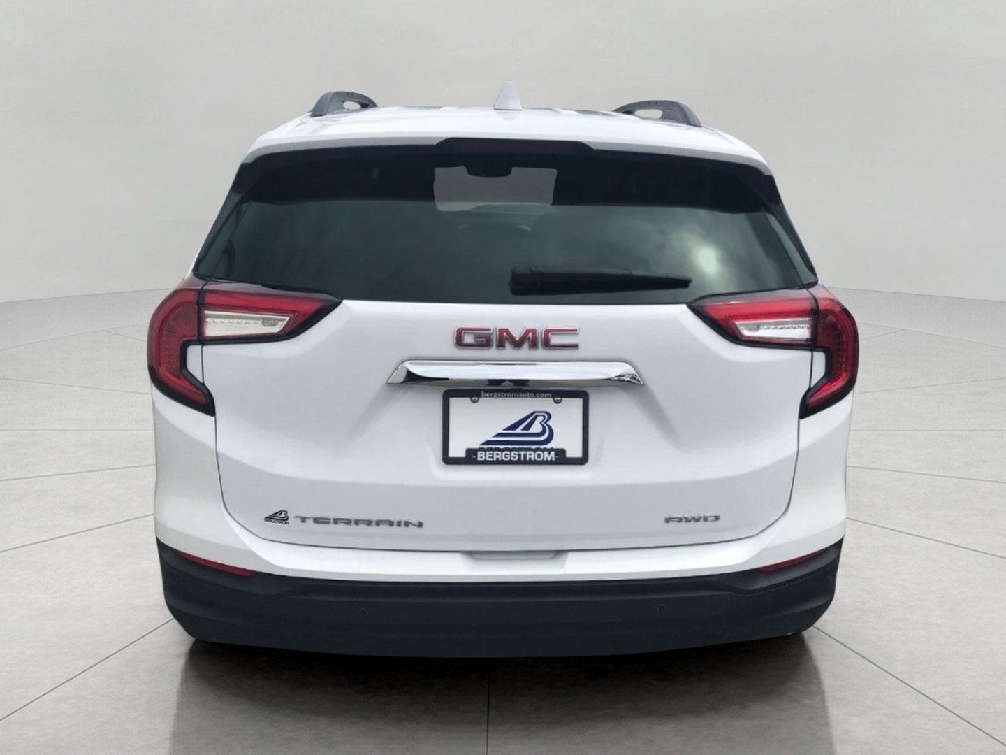 Certified 2024 GMC Terrain SLE w/ Driver Convenience Package AWD/4WD image 48