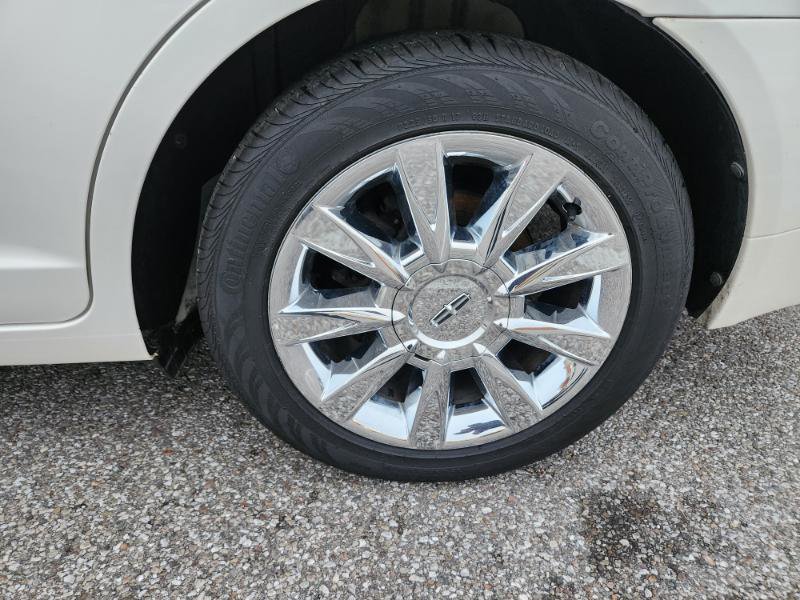 Used 2012 Lincoln MKZ AWD image 20