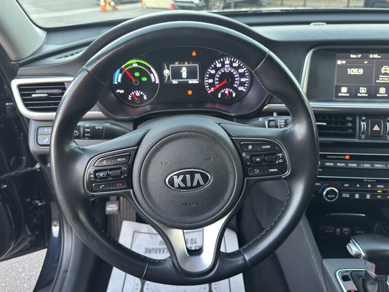 Used 2018 Kia Optima Premium w/ Convenience Package FWD image 27