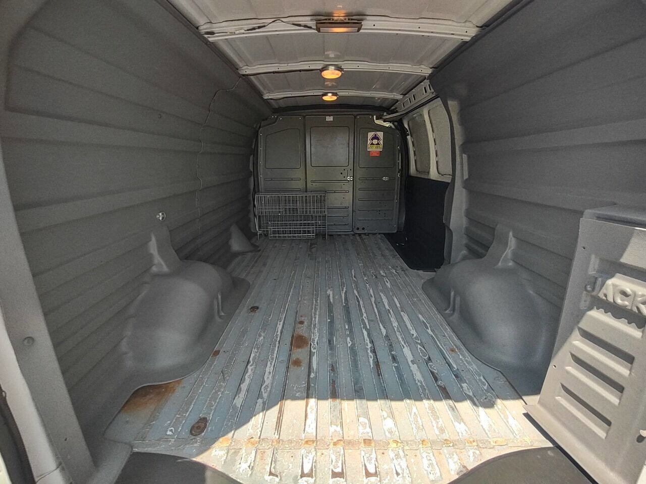 Used 2012 GMC Savana 1500 AWD image 17