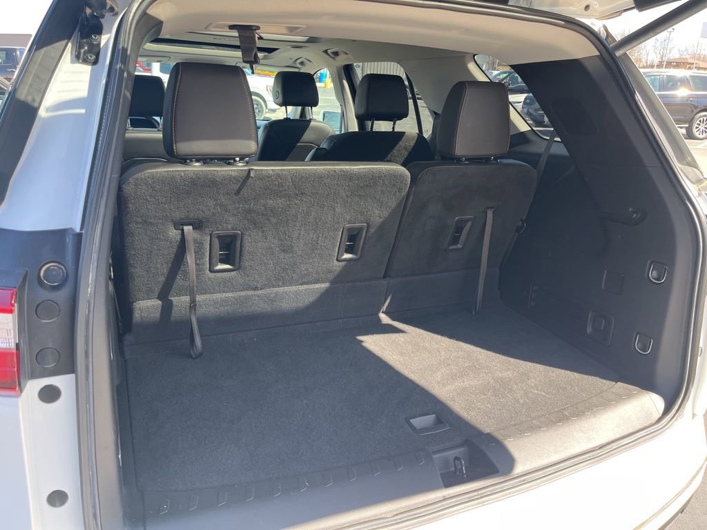 Used 2020 Chevrolet Traverse Premier image 17