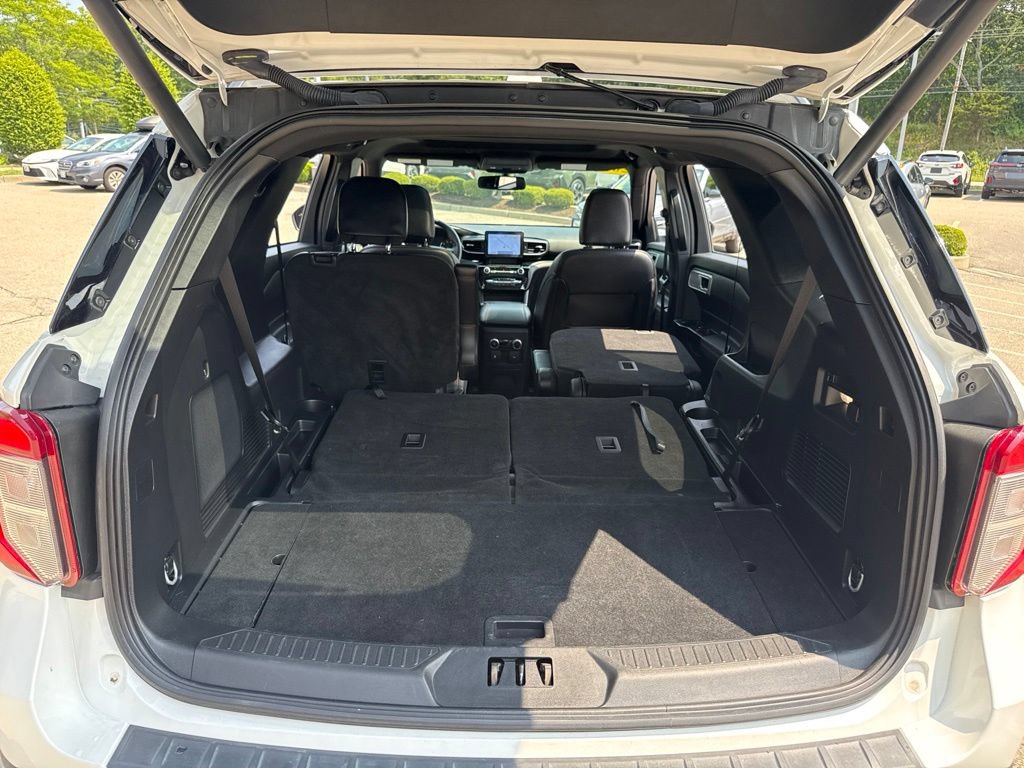 Used 2023 Ford Explorer ST-Line w/ Class IV Trailer Tow Package AWD/4WD image 28