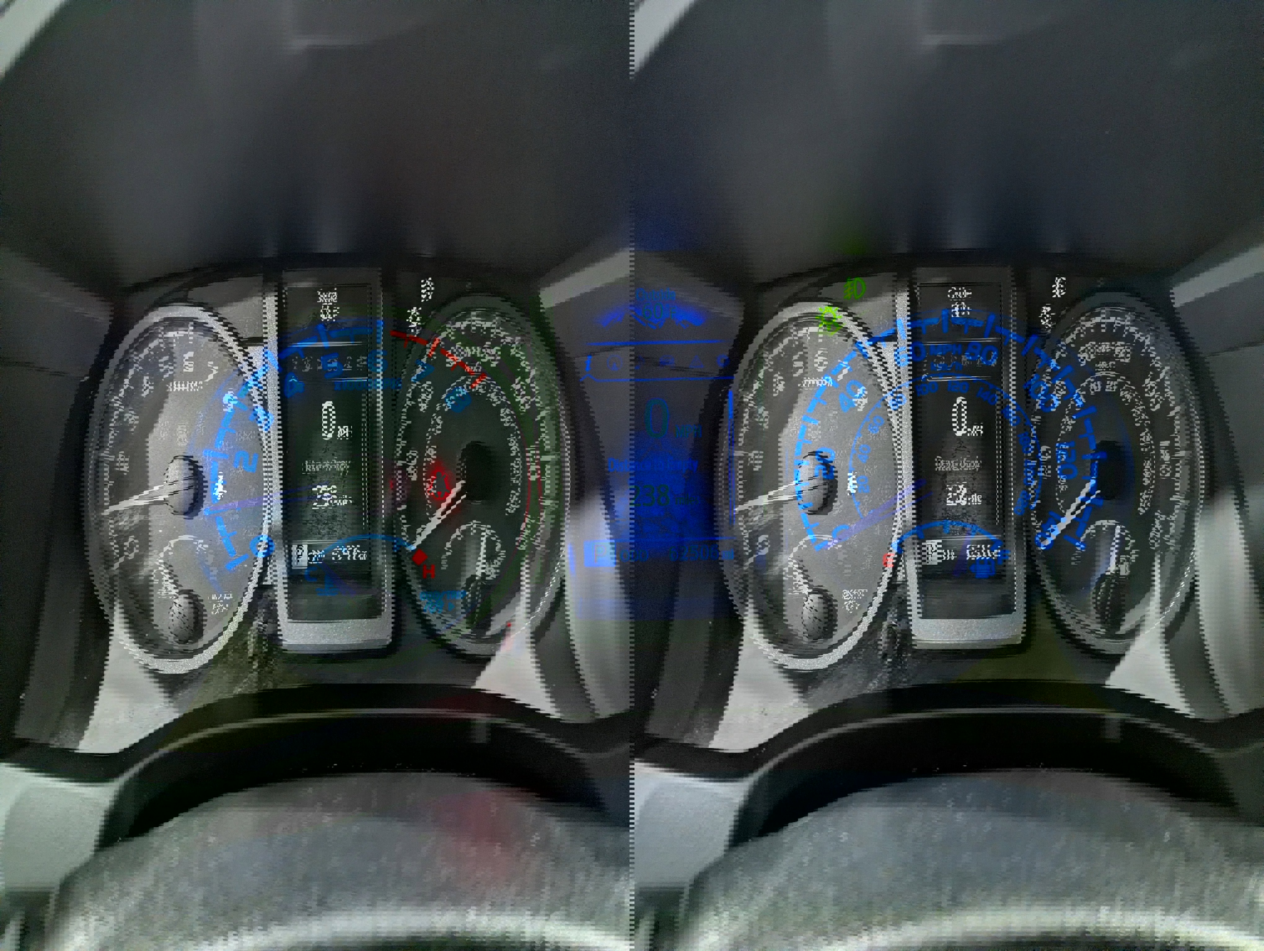 Used 2018 Toyota Tacoma SR image 17