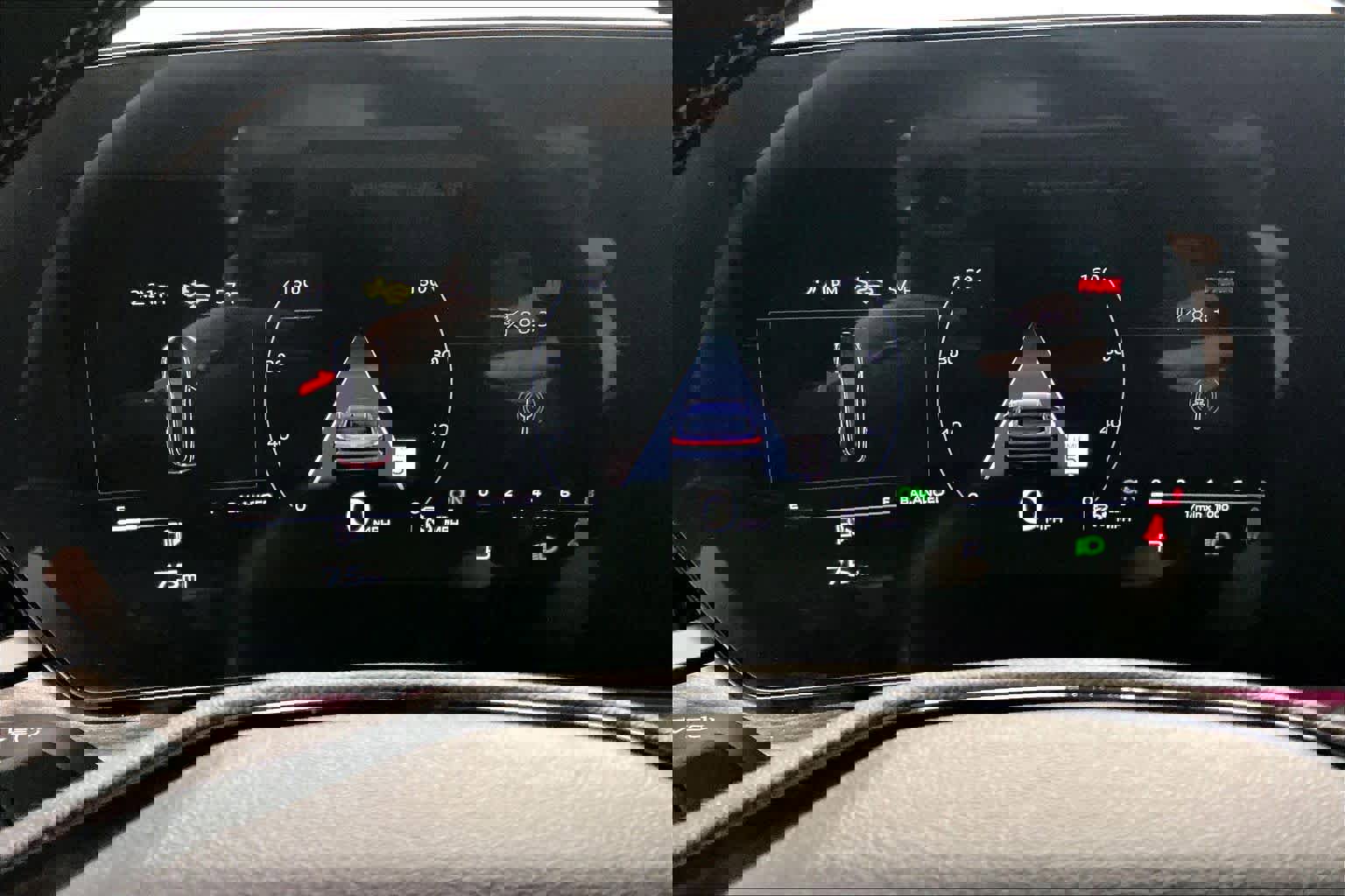 Certified 2025 Audi Q5 Prestige image 23