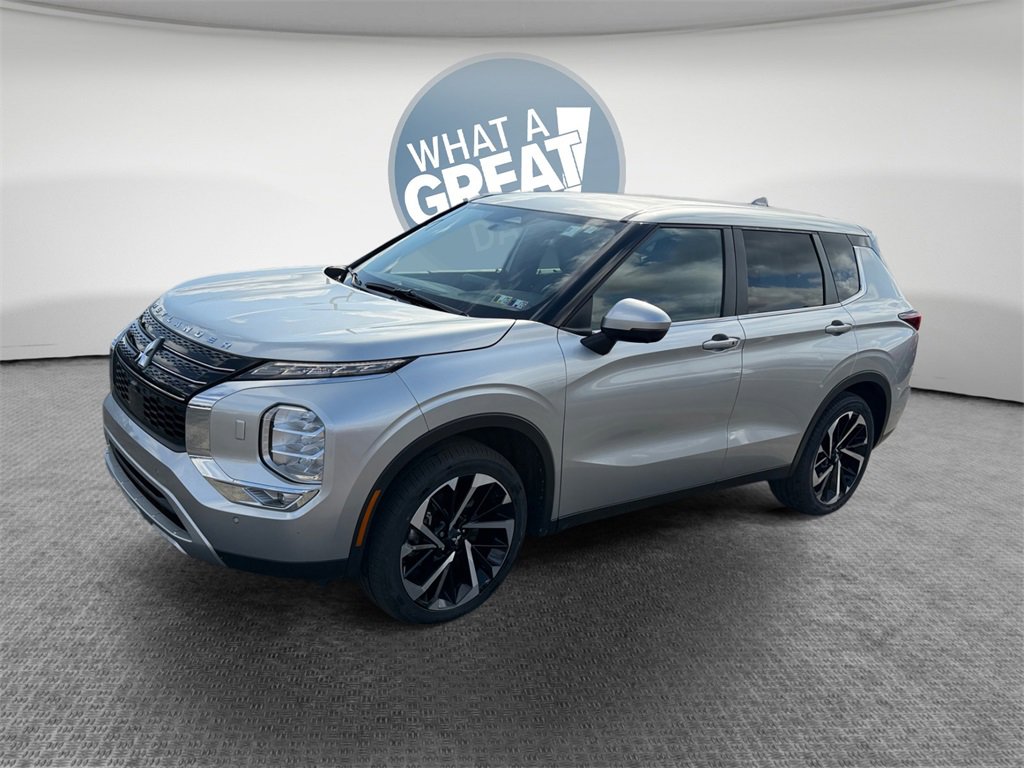 Used 2022 Mitsubishi Outlander SE image 8