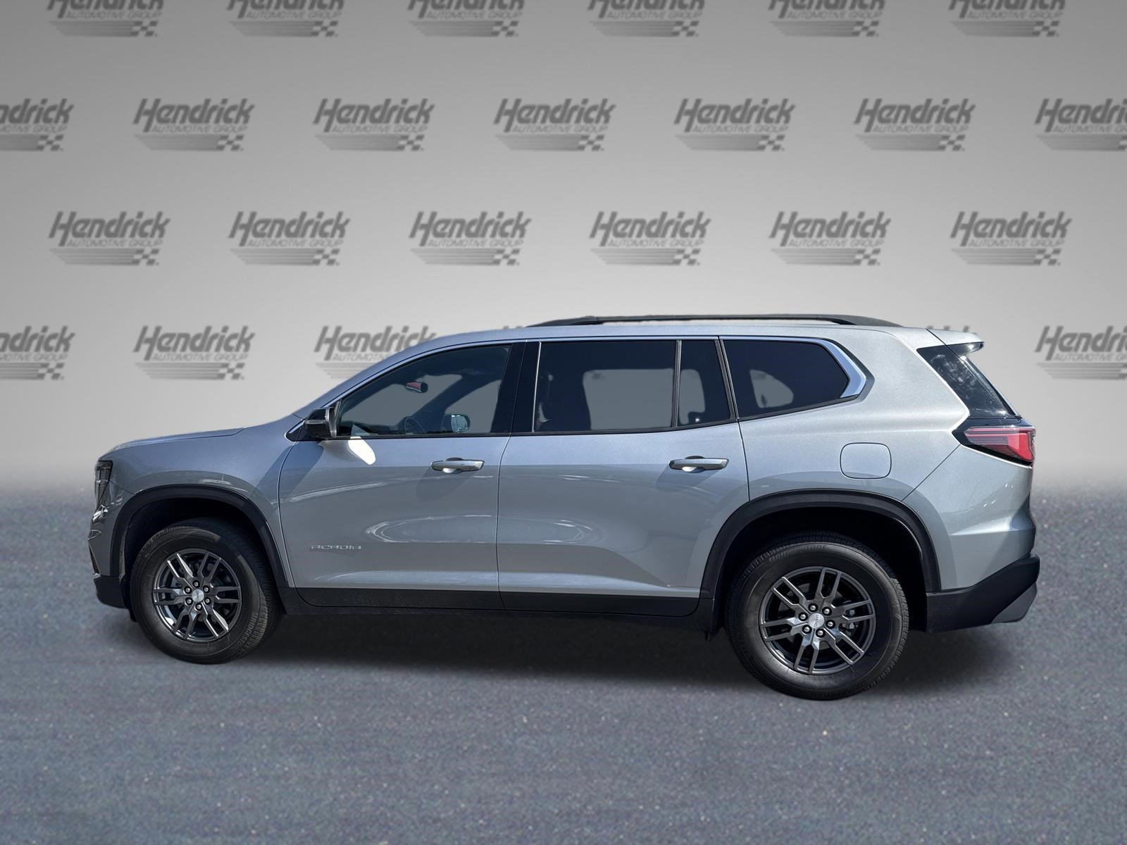 Used 2025 GMC Acadia Elevation image 13