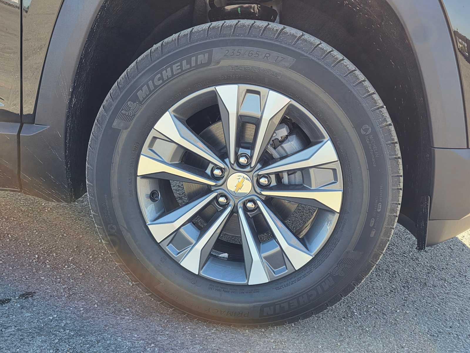 New 2026 Chevrolet Equinox LT w/ Safety and Technology Package AWD/4WD image 8