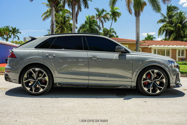 Used 2024 Audi RS Q8 AWD/4WD image 9