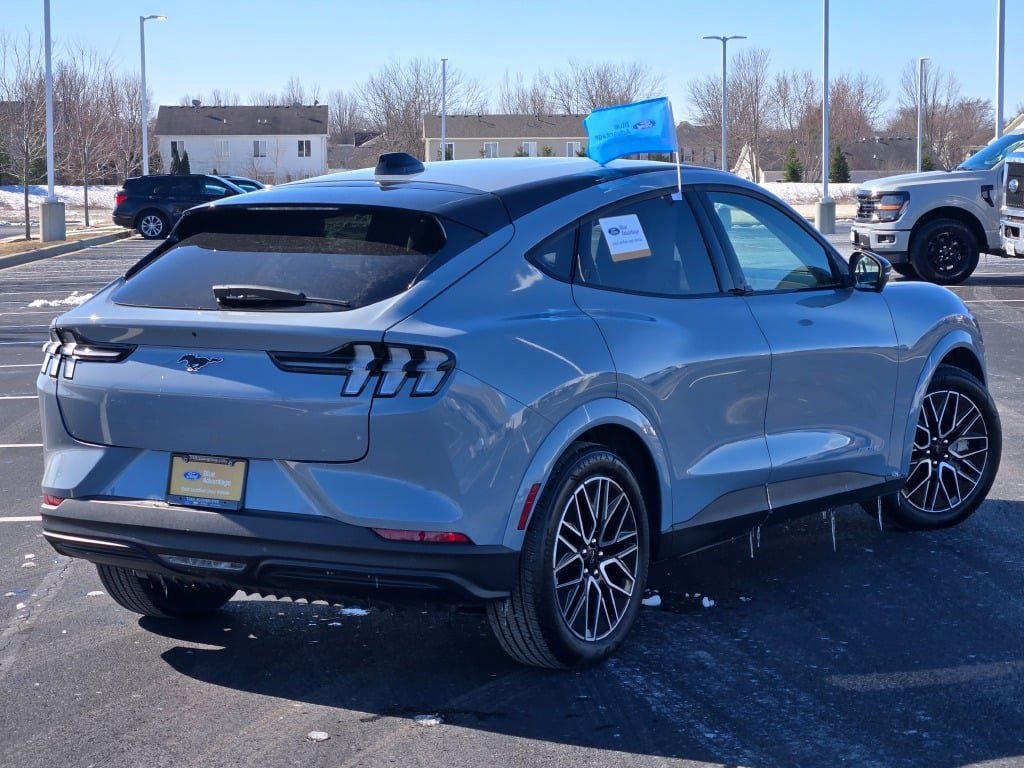 Certified 2025 Ford Mustang Mach-E Premium image 13