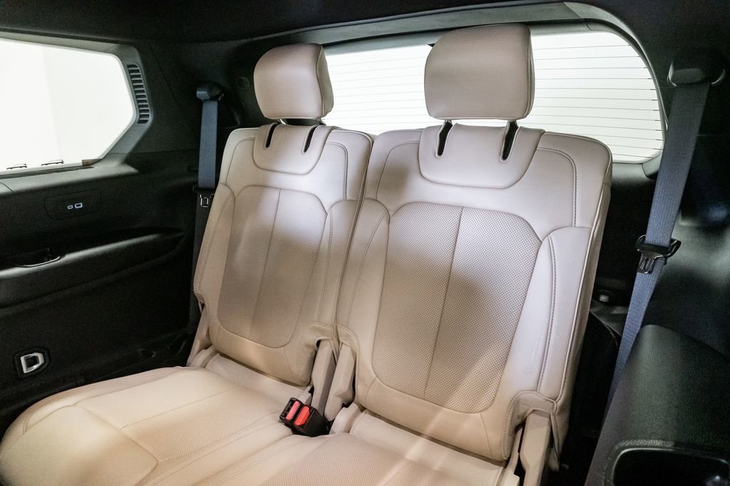New 2025 Jeep Grand Cherokee L Limited w/ Luxury Tech Group II AWD/4WD image 26