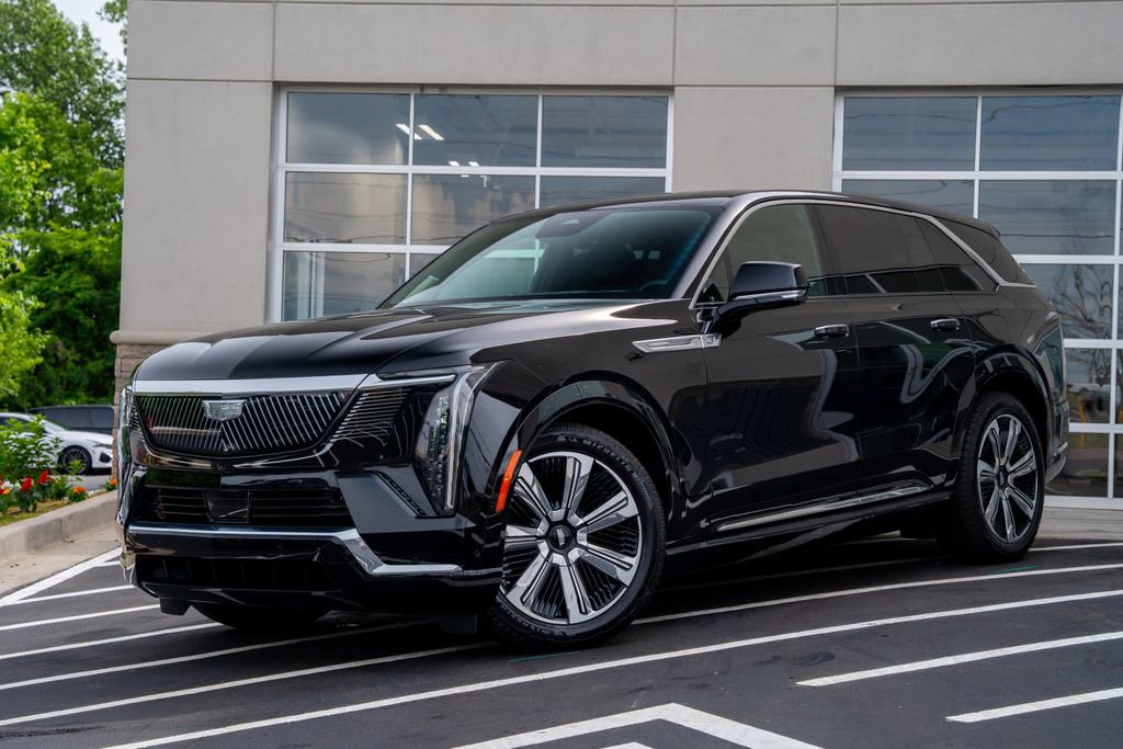 Used 2025 Cadillac Escalade IQ Luxury 2 w/ LPO, Premium Carpet Package AWD/4WD image 2