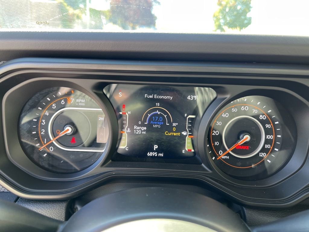 Certified 2025 Jeep Gladiator Rubicon w/ Convenience Group image 15