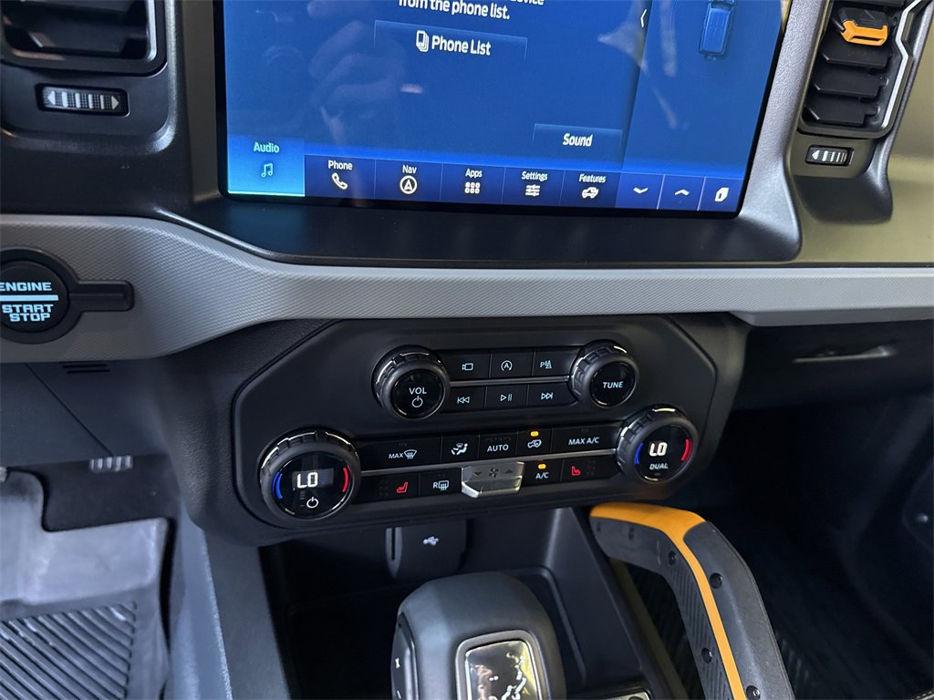 Used 2023 Ford Bronco Badlands image 30