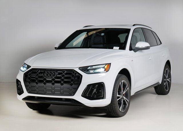 Certified 2025 Audi Q5 2.0T Premium Plus image 29