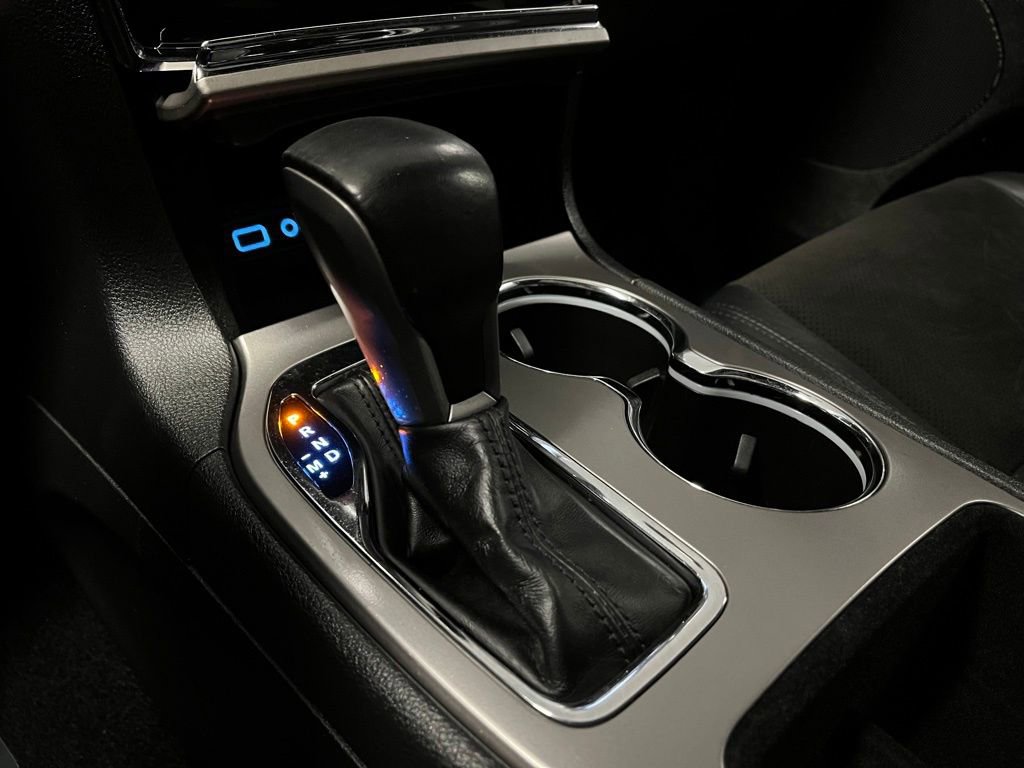 Used 2020 Jeep Grand Cherokee Altitude image 12