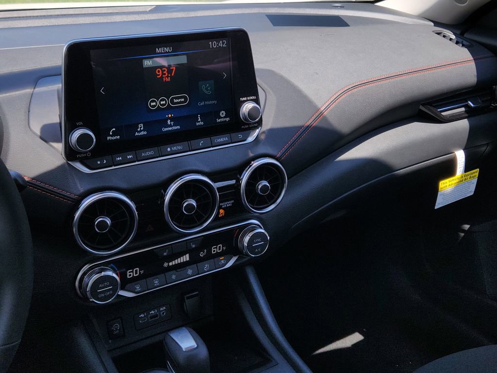 New 2025 Nissan Sentra SR w/ Midnight Edition image 18