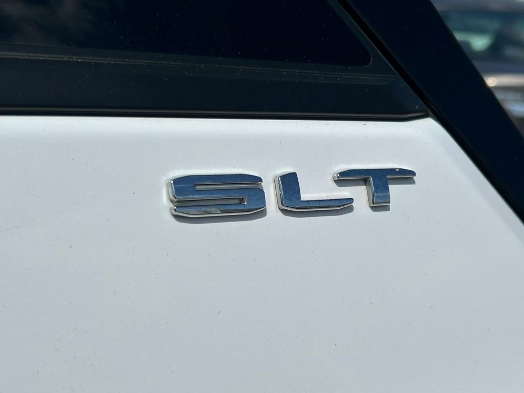 Used 2022 GMC Terrain SLT image 15