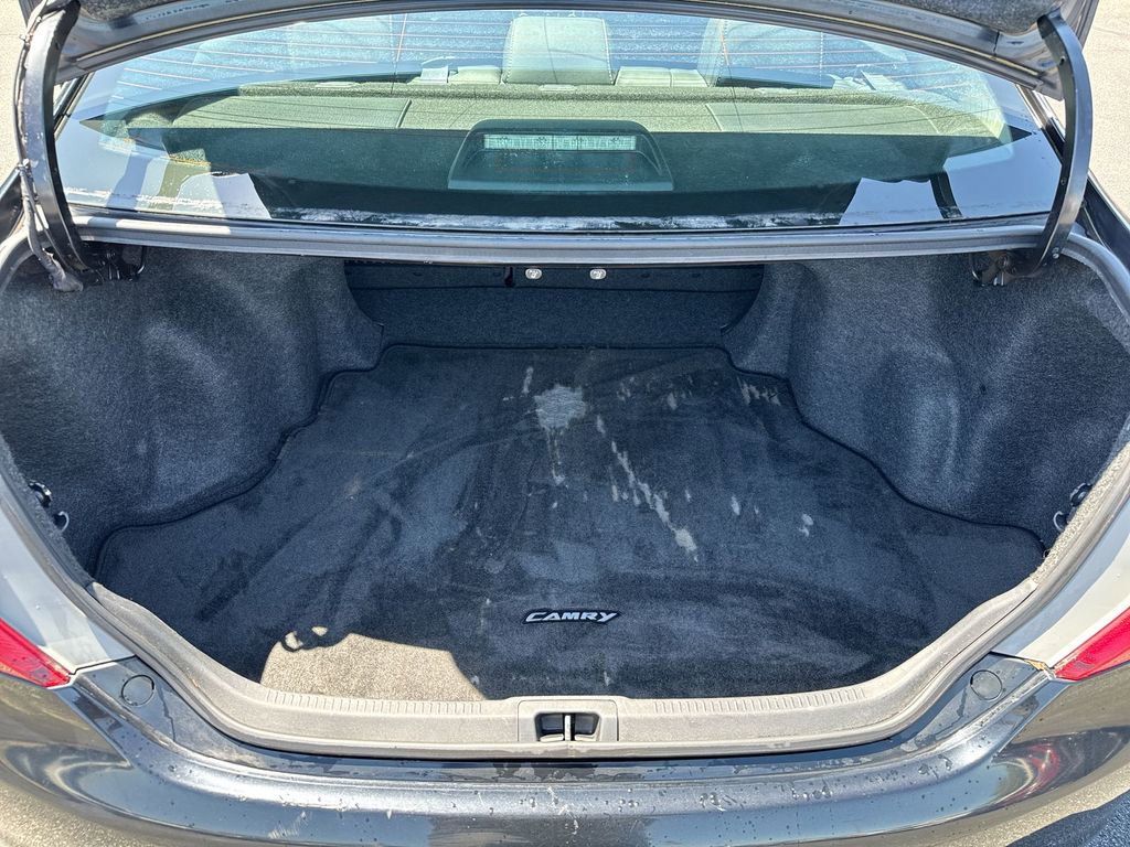Used 2013 Toyota Camry SE FWD image 22