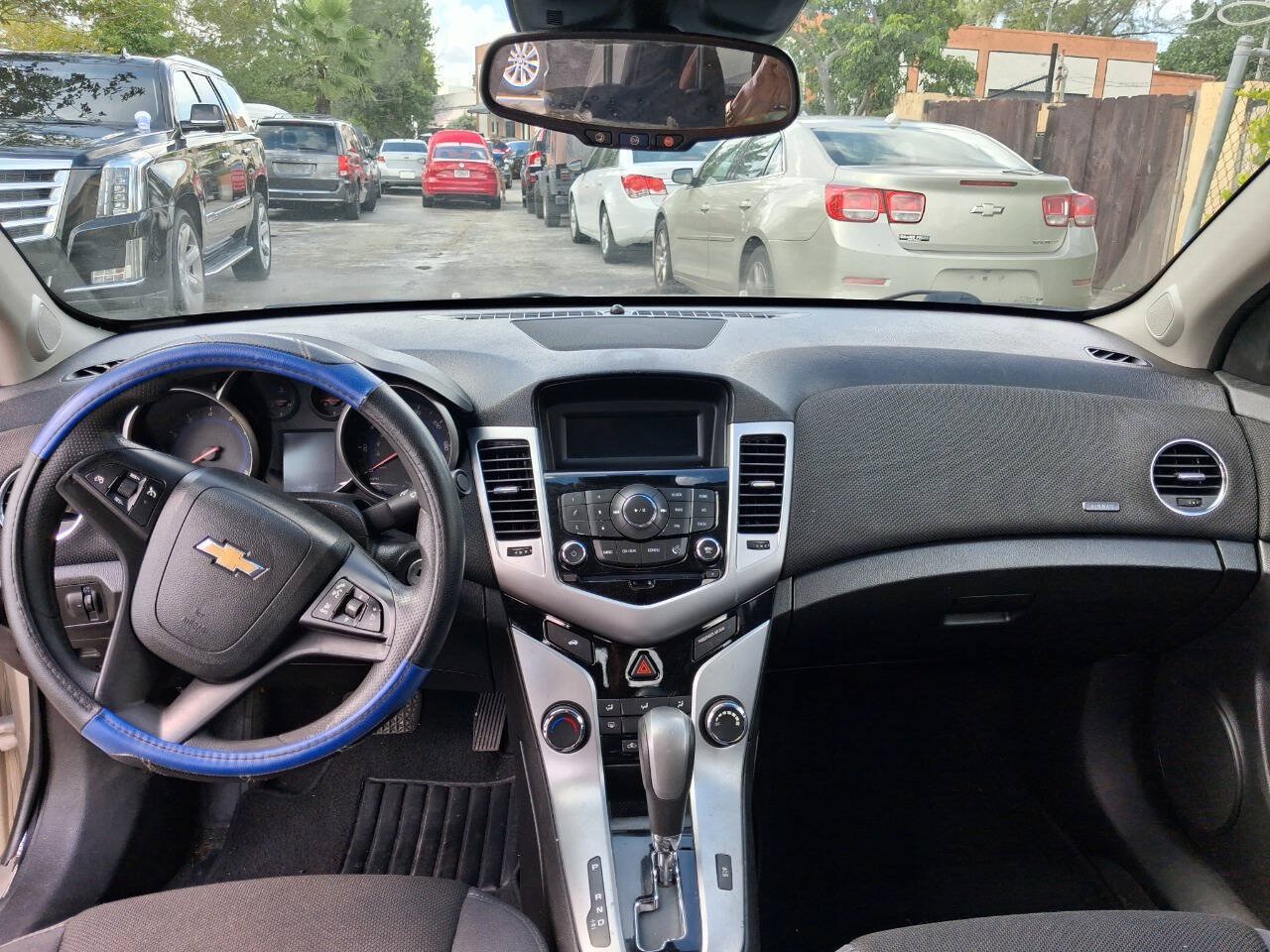 Used 2016 Chevrolet Cruze LT FWD image 11
