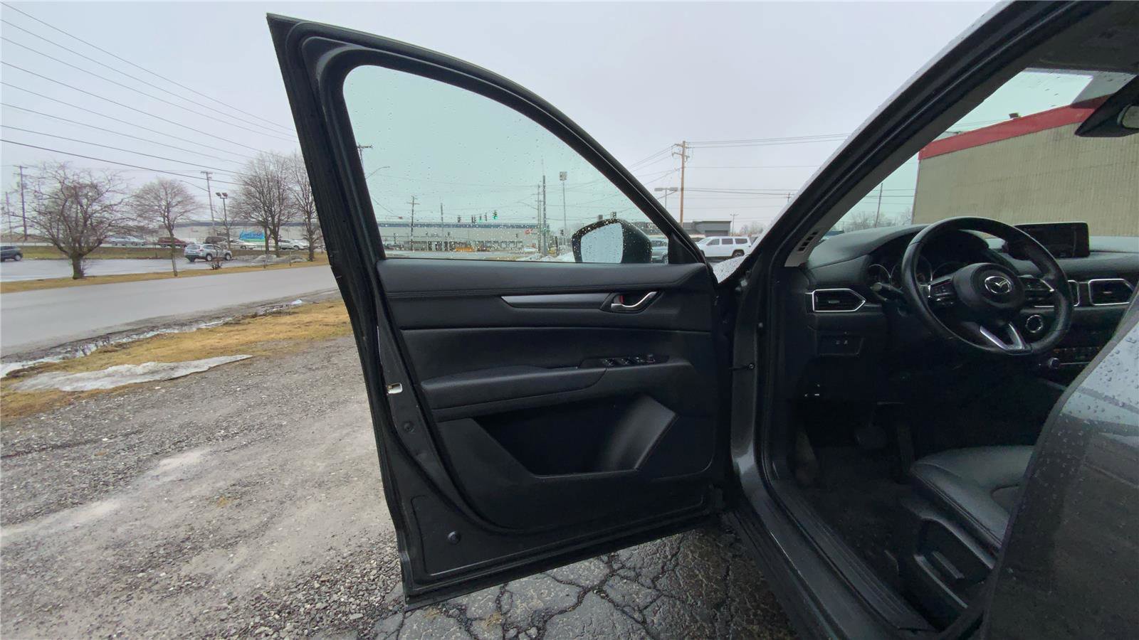 Used 2020 MAZDA CX-5 Touring image 20