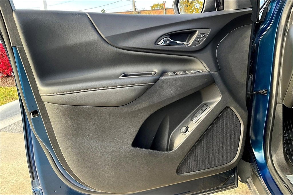 Used 2020 Chevrolet Equinox Premier image 16