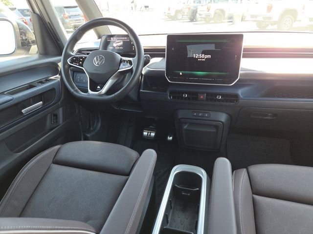 Used 2025 Volkswagen ID. Buzz Pro S RWD image 29