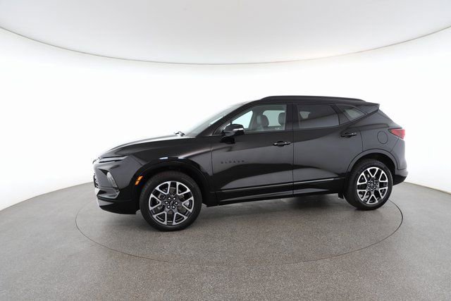Used 2025 Chevrolet Blazer RS image 5