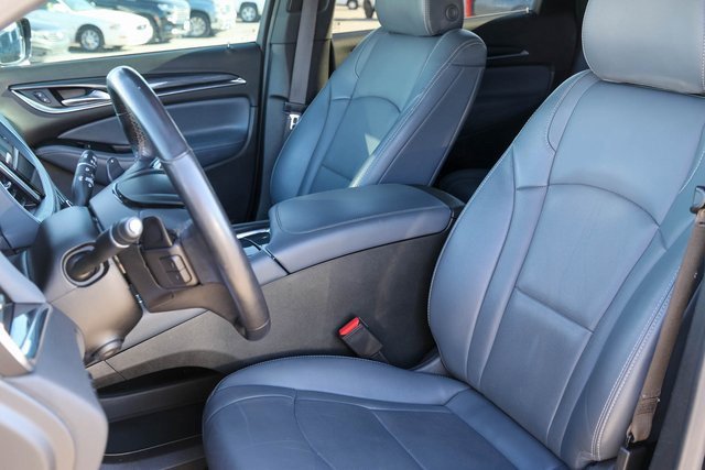 Used 2024 Buick Enclave Premium image 12