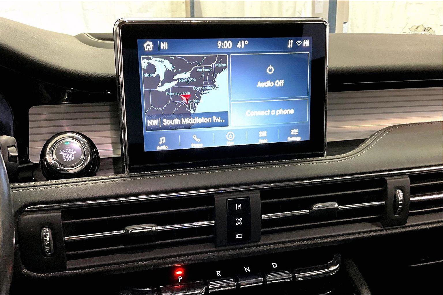 Used 2021 Lincoln Corsair AWD w/ Equipment Group 101A image 6