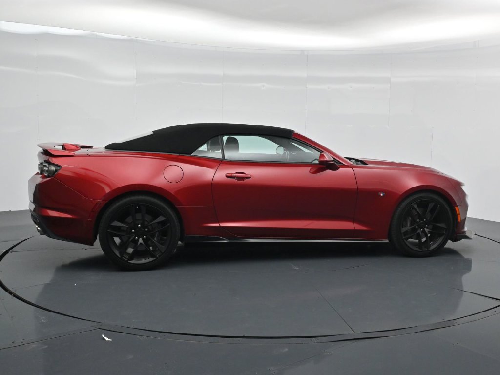 Used 2023 Chevrolet Camaro SS RWD image 8