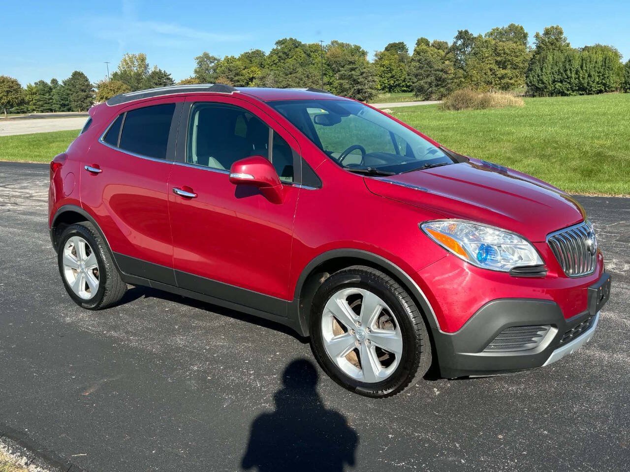 Used 2015 Buick Encore FWD image 3